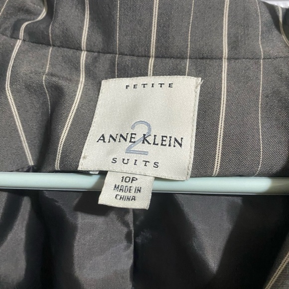 And Klein petite dress suit Jacket - Picture 3 of 5